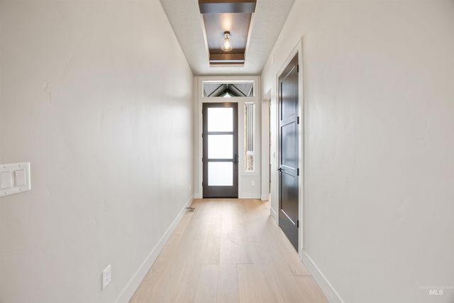 5502 W Haughburn Dr, Eagle, ID 83616