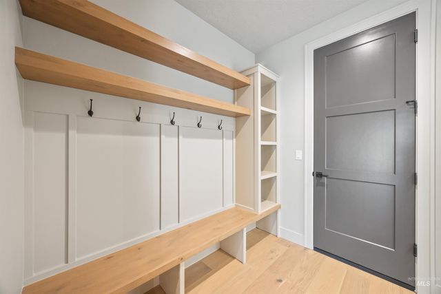 5502 W Haughburn Dr, Eagle, ID 83616