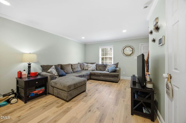 1250 Jamestown Court, Cary, NC 27511