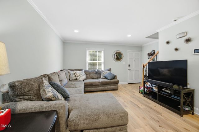 1250 Jamestown Court, Cary, NC 27511