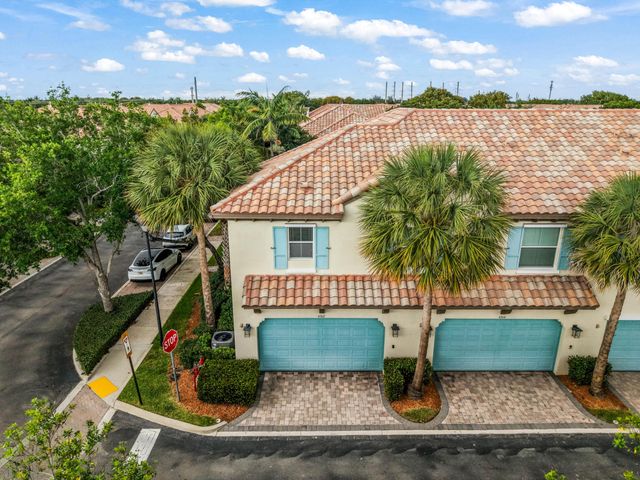 4362 Cascada Circle, Cooper City, FL 33024