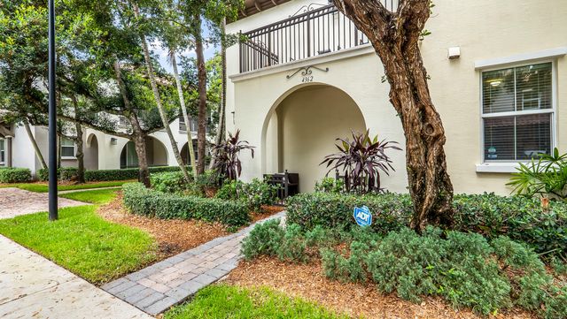 4362 Cascada Circle, Cooper City, FL 33024