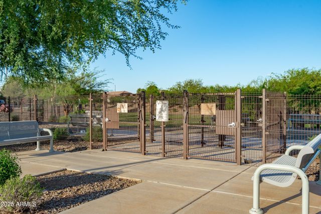 18390 W via del sol --, Surprise, AZ 85387