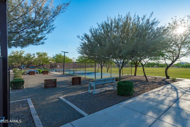 18390 W via del sol --, Surprise, AZ 85387