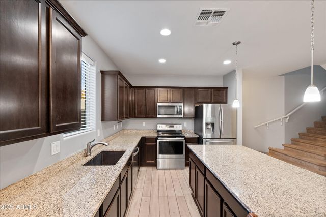 18390 W via del sol --, Surprise, AZ 85387