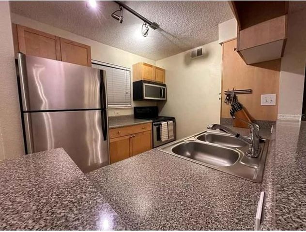 2500 WINDING CREEK BOULEVARD E203, Clearwater, FL 33761