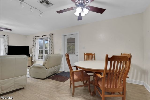 2431 Lippincott RD, Alva, FL 33920