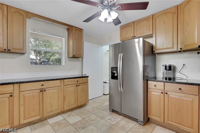 2431 Lippincott RD, Alva, FL 33920