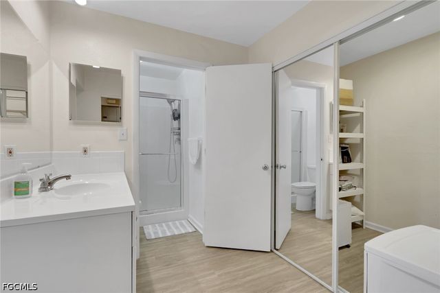 2431 Lippincott RD, Alva, FL 33920