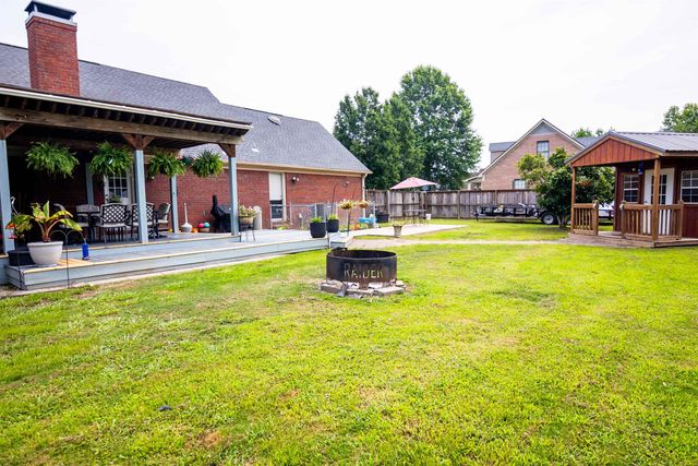 153 ASH RENE DR, Millington, TN 38053