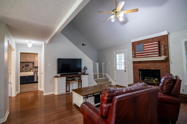 153 ASH RENE DR, Millington, TN 38053