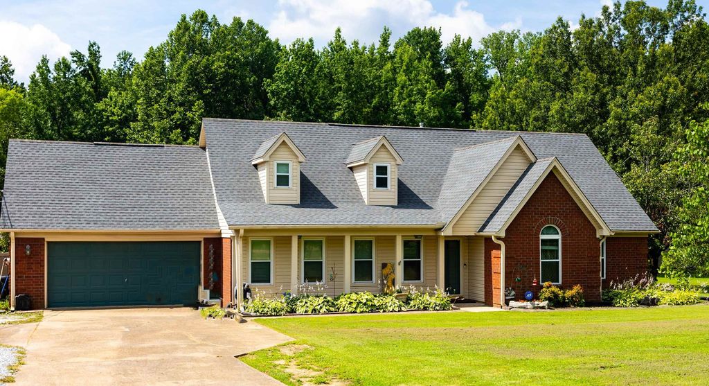 153 ASH RENE DR, Millington, TN 38053