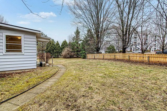 120 Allen Road, South Burlington, VT 05403