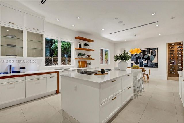 2820 Brickell Avenue, Miami, FL 33129