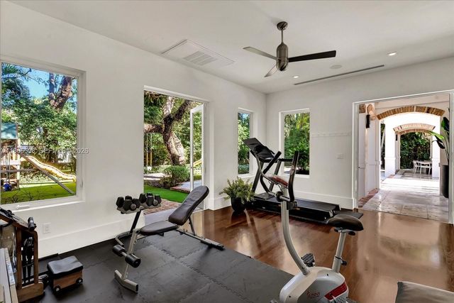 2820 Brickell Avenue, Miami, FL 33129