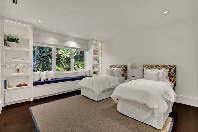 2820 Brickell Avenue, Miami, FL 33129
