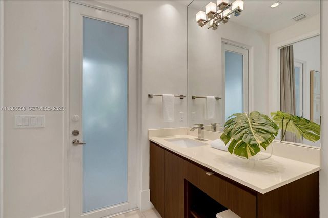 2820 Brickell Avenue, Miami, FL 33129