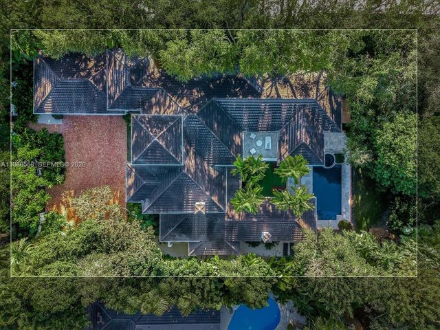 2820 Brickell Avenue, Miami, FL 33129