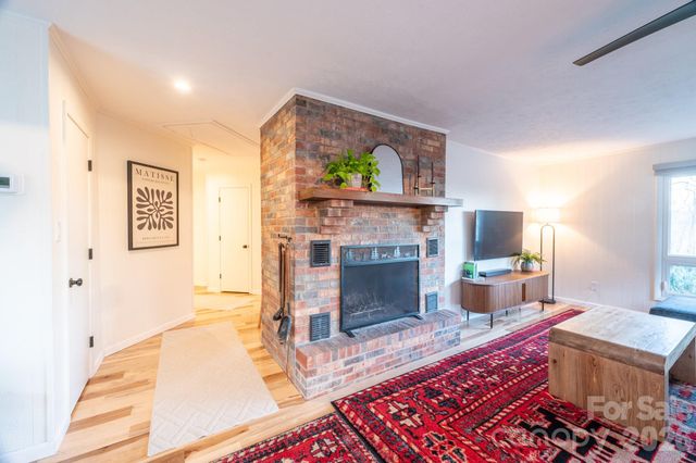 197 Sierra Vista Road, Boone, NC 28607