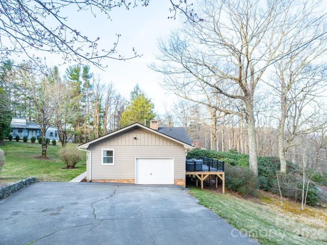 197 Sierra Vista Road, Boone, NC 28607