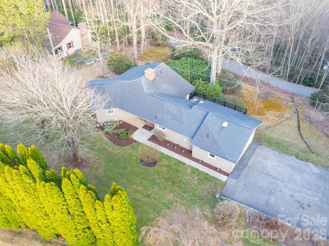197 Sierra Vista Road, Boone, NC 28607