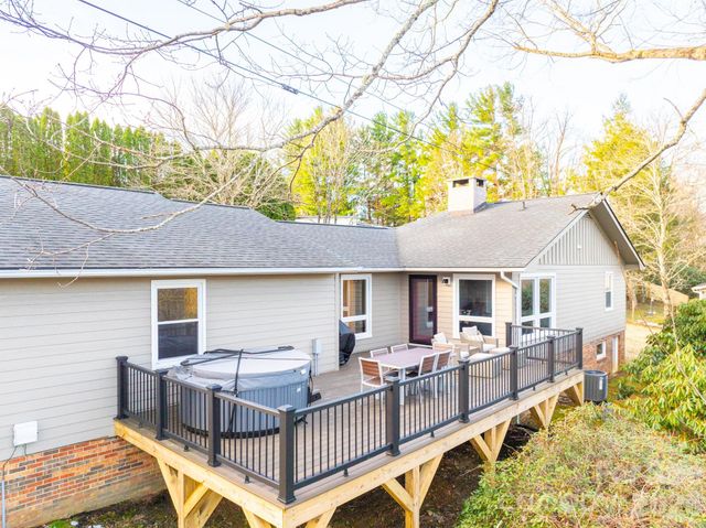 197 Sierra Vista Road, Boone, NC 28607