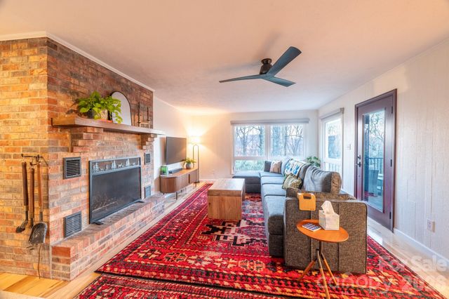 197 Sierra Vista Road, Boone, NC 28607