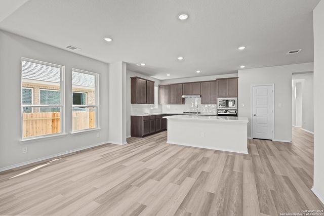 12579 Carrick Dr, San Antonio, TX 78254