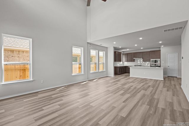 12579 Carrick Dr, San Antonio, TX 78254