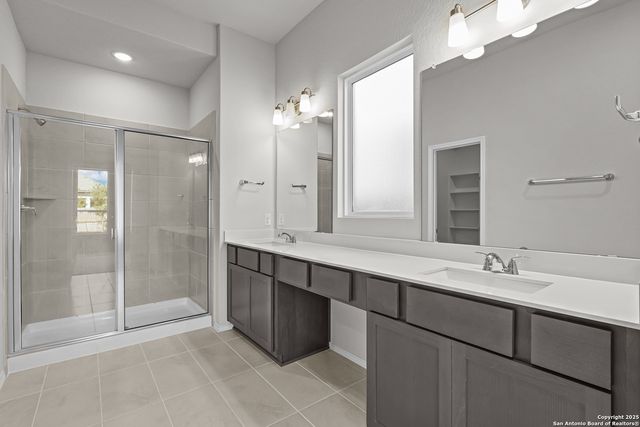 12579 Carrick Dr, San Antonio, TX 78254