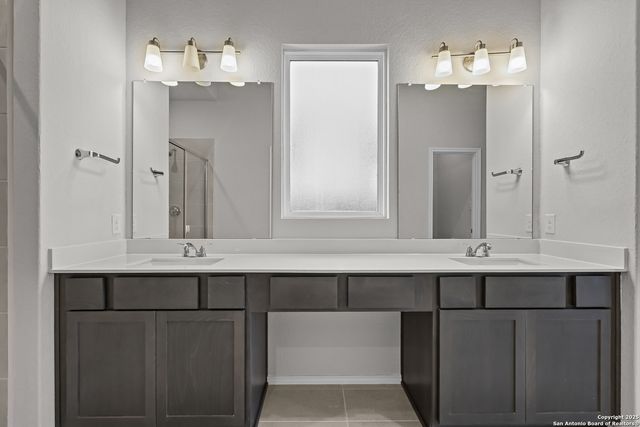 12579 Carrick Dr, San Antonio, TX 78254