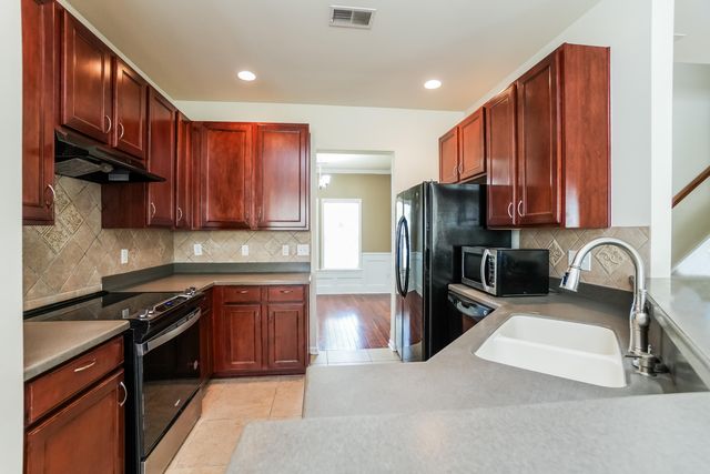 614 Parkwood Drive, Goose Creek, SC 29445