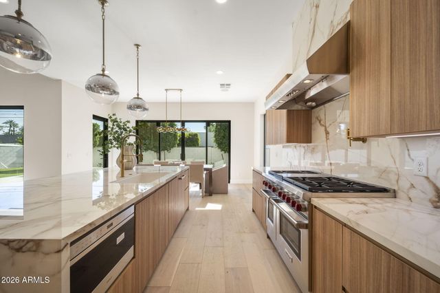 4227 E CAMPBELL Avenue, Phoenix, AZ 85018