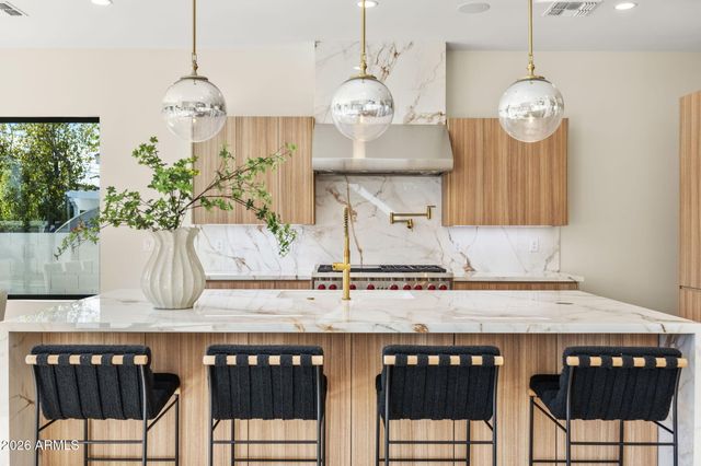 4227 E CAMPBELL Avenue, Phoenix, AZ 85018