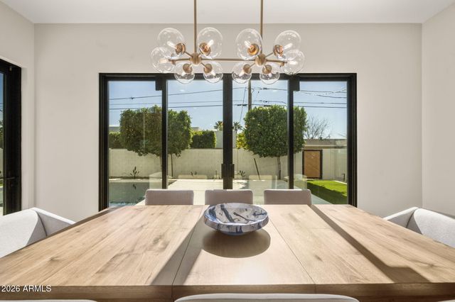 4227 E CAMPBELL Avenue, Phoenix, AZ 85018