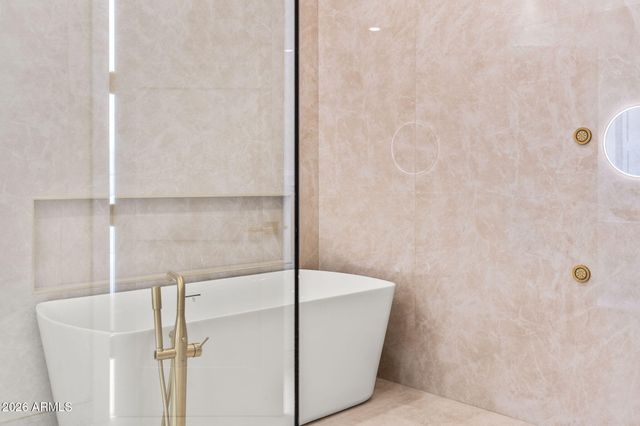 4227 E CAMPBELL Avenue, Phoenix, AZ 85018