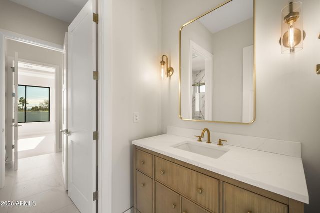 4227 E CAMPBELL Avenue, Phoenix, AZ 85018