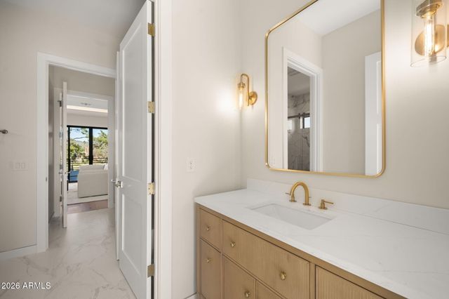 4227 E CAMPBELL Avenue, Phoenix, AZ 85018