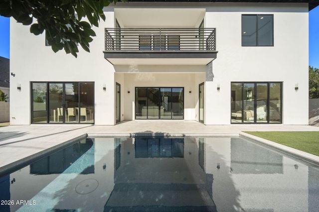 4227 E CAMPBELL Avenue, Phoenix, AZ 85018