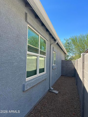 7833 W KERBY Avenue, Phoenix, AZ 85043