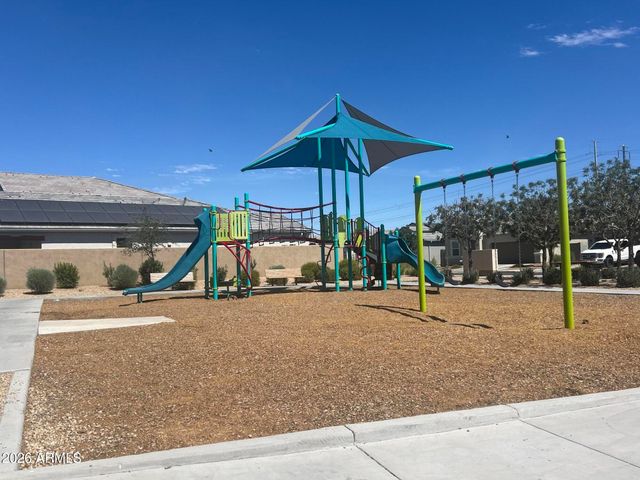 7833 W KERBY Avenue, Phoenix, AZ 85043