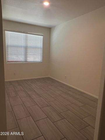7833 W KERBY Avenue, Phoenix, AZ 85043