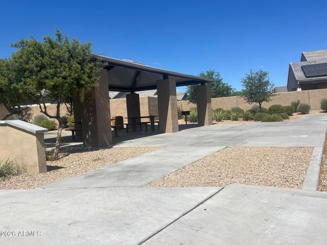 7833 W KERBY Avenue, Phoenix, AZ 85043