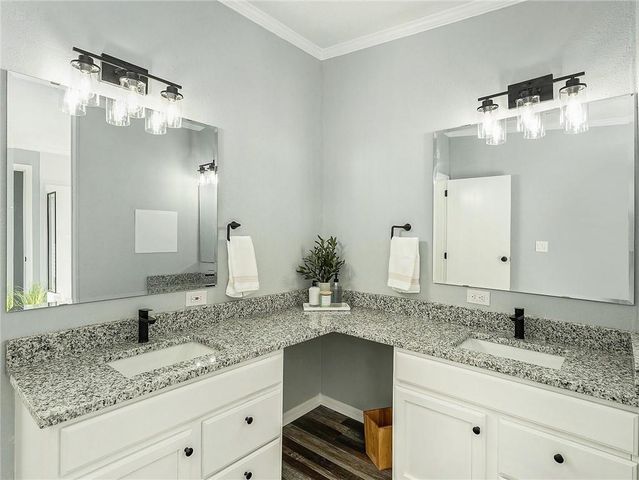 13732 Lawrence Avenue, Bonner Springs, KS 66012