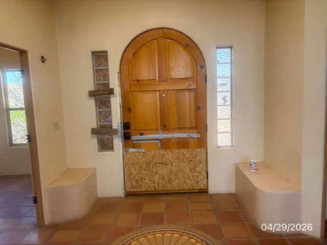 2010 Desert Avenue NE, Rio Rancho, NM 87144