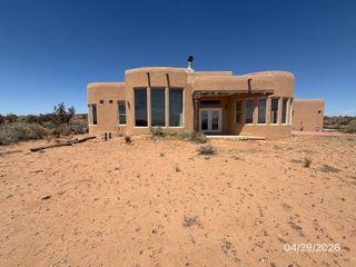 2010 Desert Avenue NE, Rio Rancho, NM 87144
