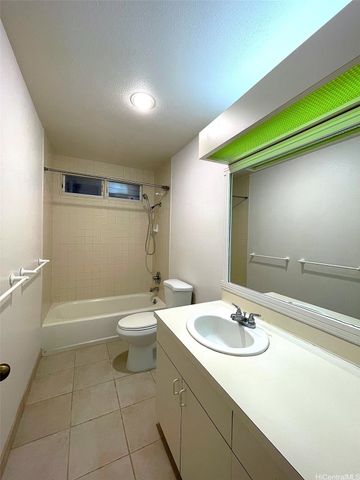 3117 Catherine Street, Honolulu, HI 96815
