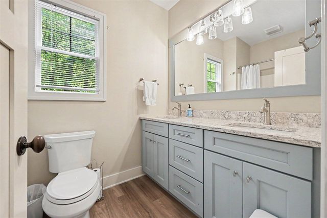 5318 Lamont Farms Drive, Coopersville, MI 49404