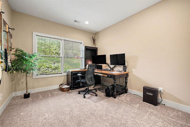 5318 Lamont Farms Drive, Coopersville, MI 49404
