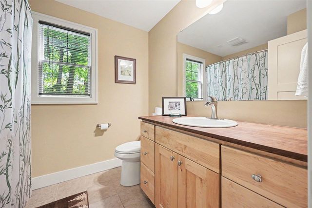5318 Lamont Farms Drive, Coopersville, MI 49404